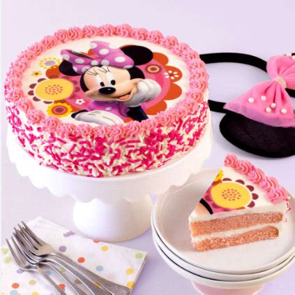 Minnie egér torta készítése házilag .